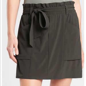 Athleta Skyline Skort Olive Tall